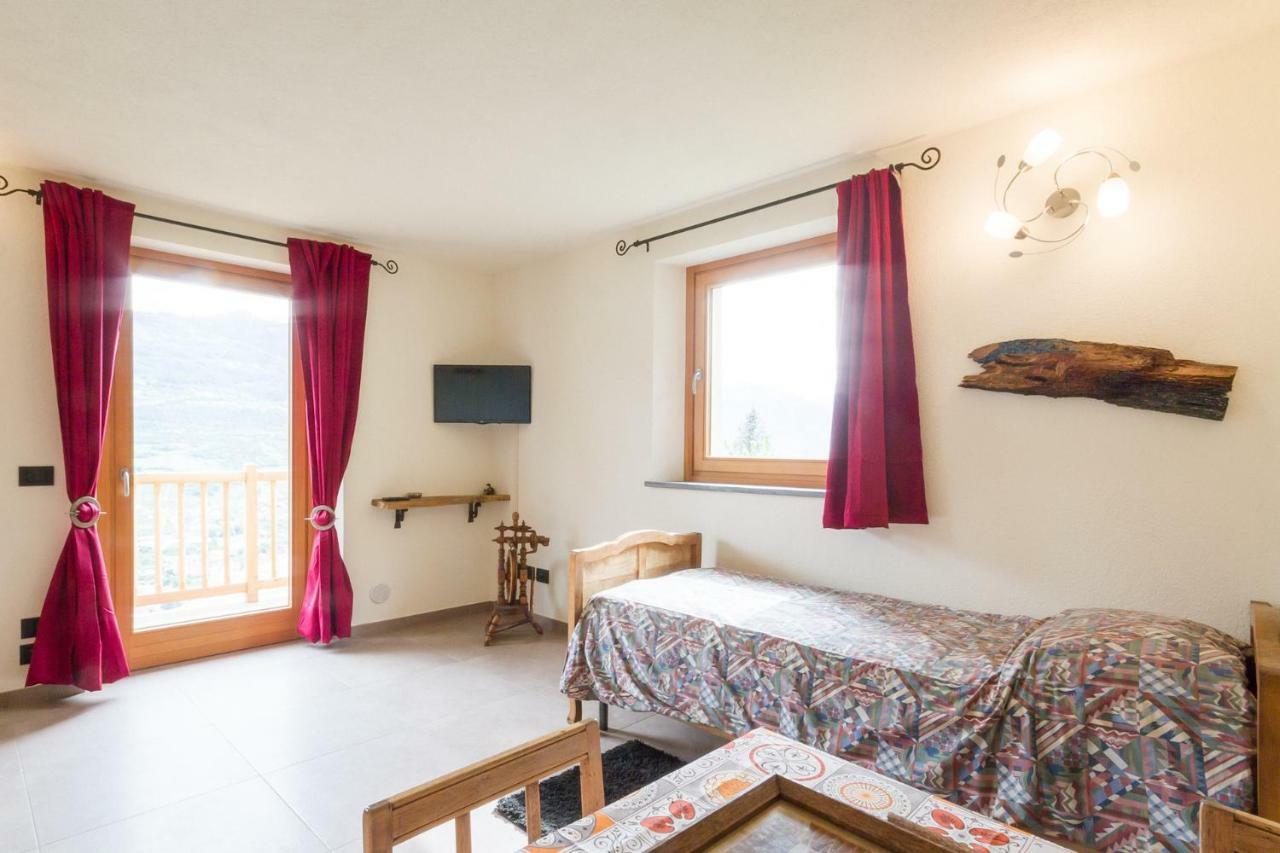 Apartamento La Casa Di Alfredo E Virginia Aosta Exterior foto